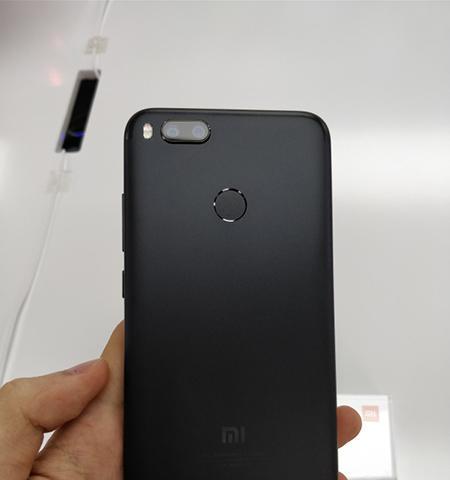 小米5X屏幕评测（小米5X屏幕的一流表现与关键技术）