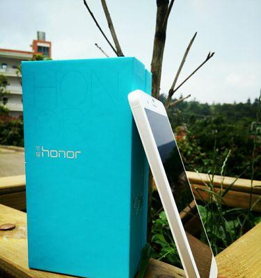 荣耀6Plus（超乎寻常的性能与设计，荣耀6Plus为你带来前所未有的手机体验）