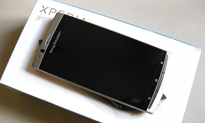 索爱LT15i——一款经典机型的评测与体验（LT15i手机的功能特点、性能表现及用户反馈）