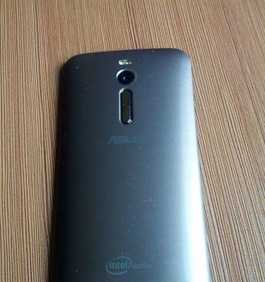 2015华硕4G手机的优势与劣势（一部值得考虑的4G手机选项）