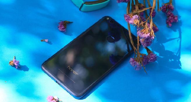 探索荣耀8EMUI5.0的卓越主题设计（华为EMUI5.0系统带来的个性化主题体验）