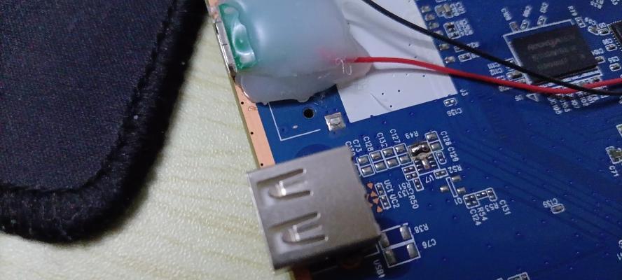 极路由HC5661的性能及功能分析（一款强大且实用的智能路由器产品）