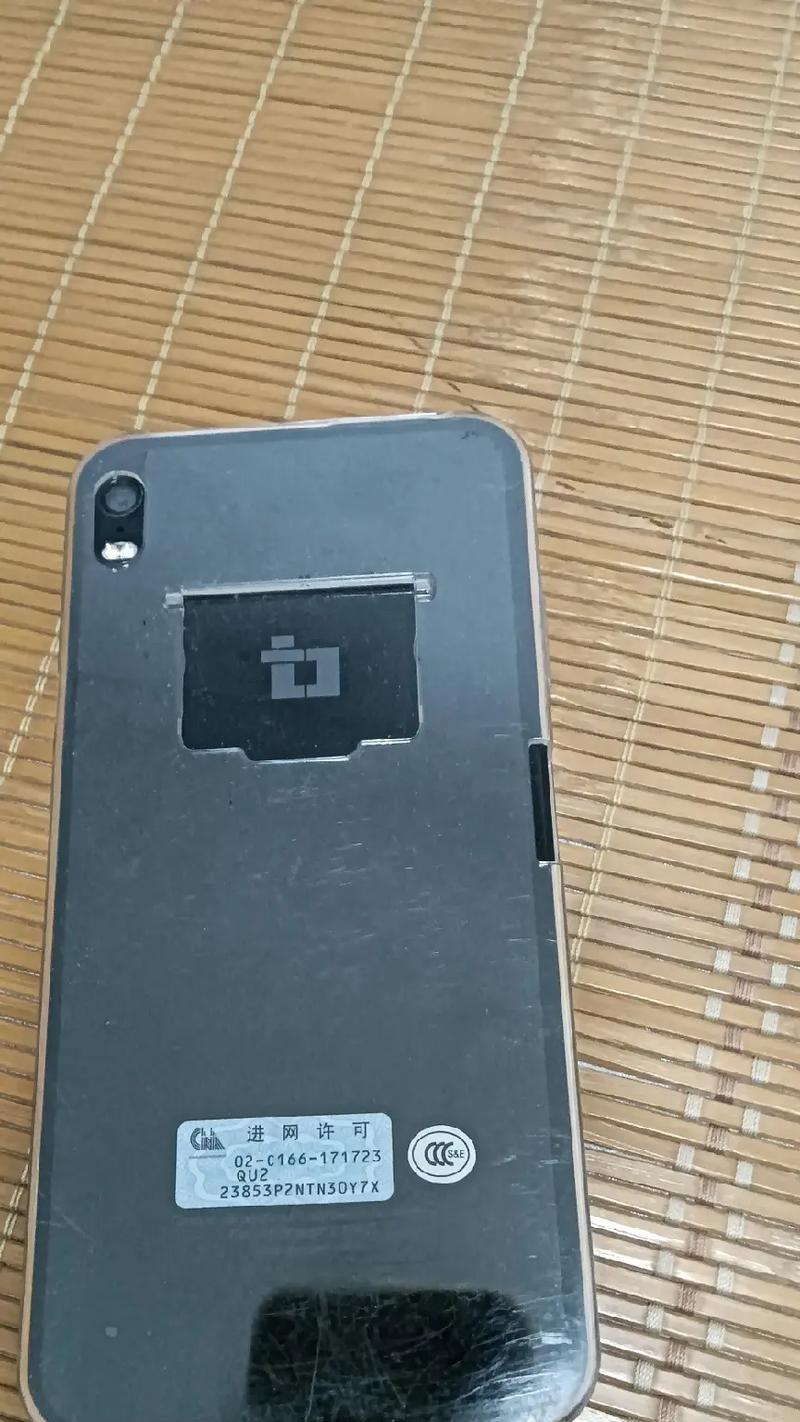 手机投影仪的便携与实用性（让你随时随地享受影音盛宴）