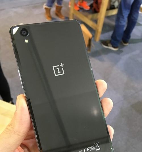 一加手机究竟好不好？（产品性能、用户评价、市场竞争等各方面评析）